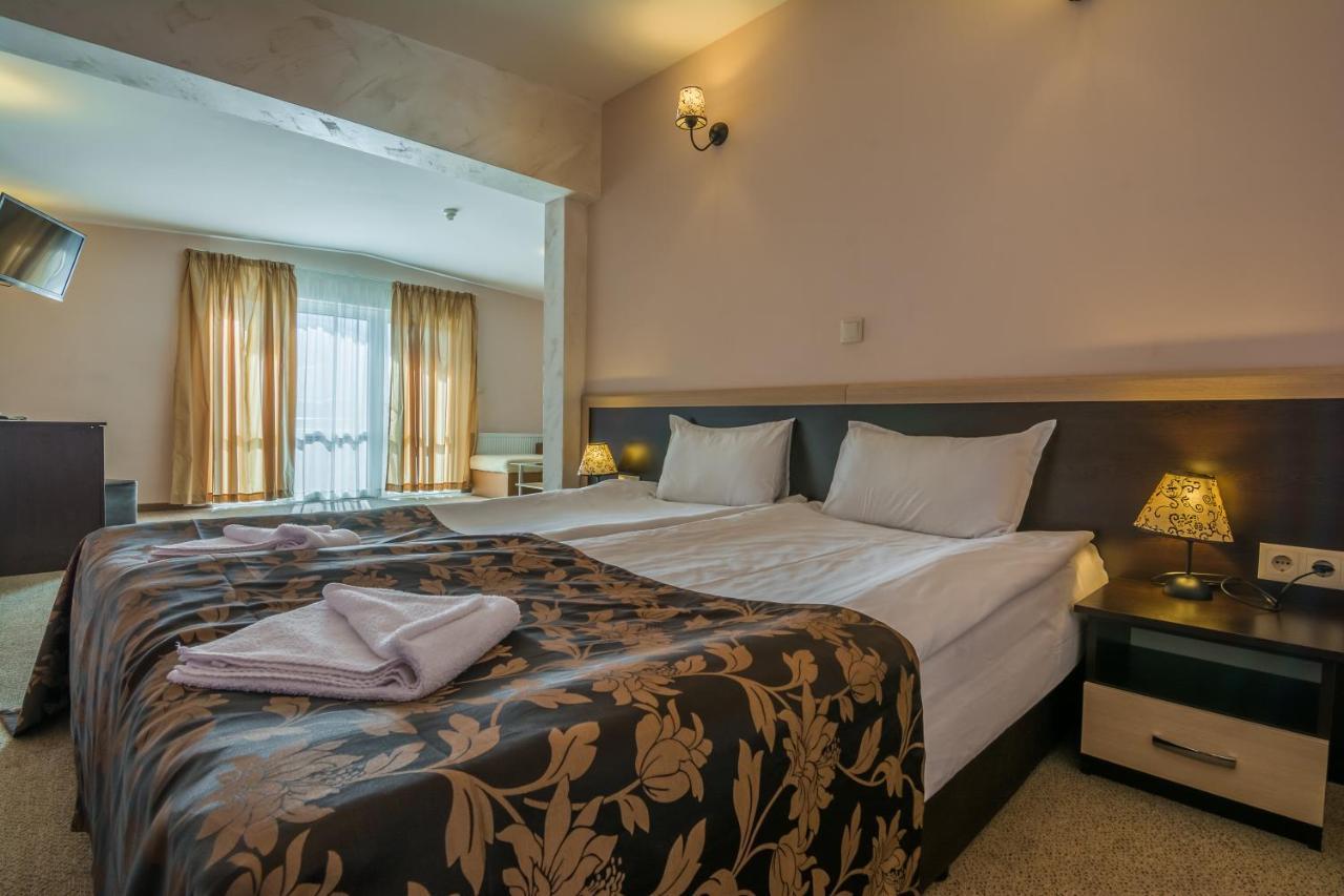 Hotel Royal Borovets Buitenkant foto