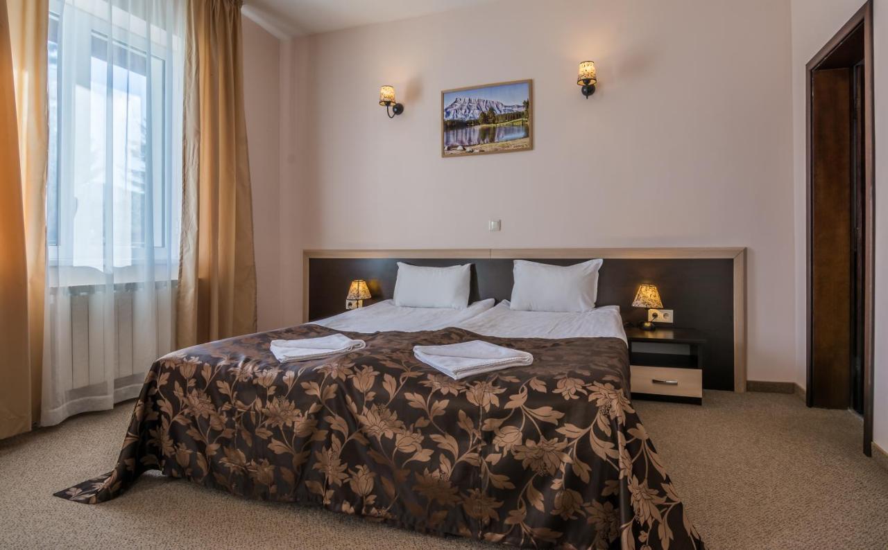 Hotel Royal Borovets Buitenkant foto