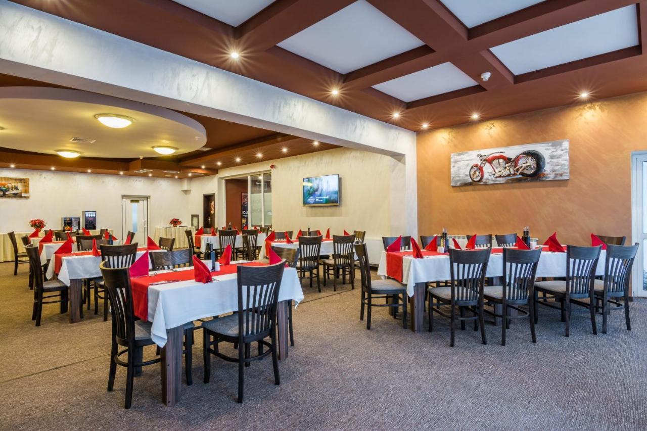 Hotel Royal Borovets Buitenkant foto