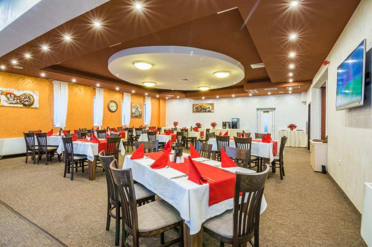 Hotel Royal Borovets Buitenkant foto