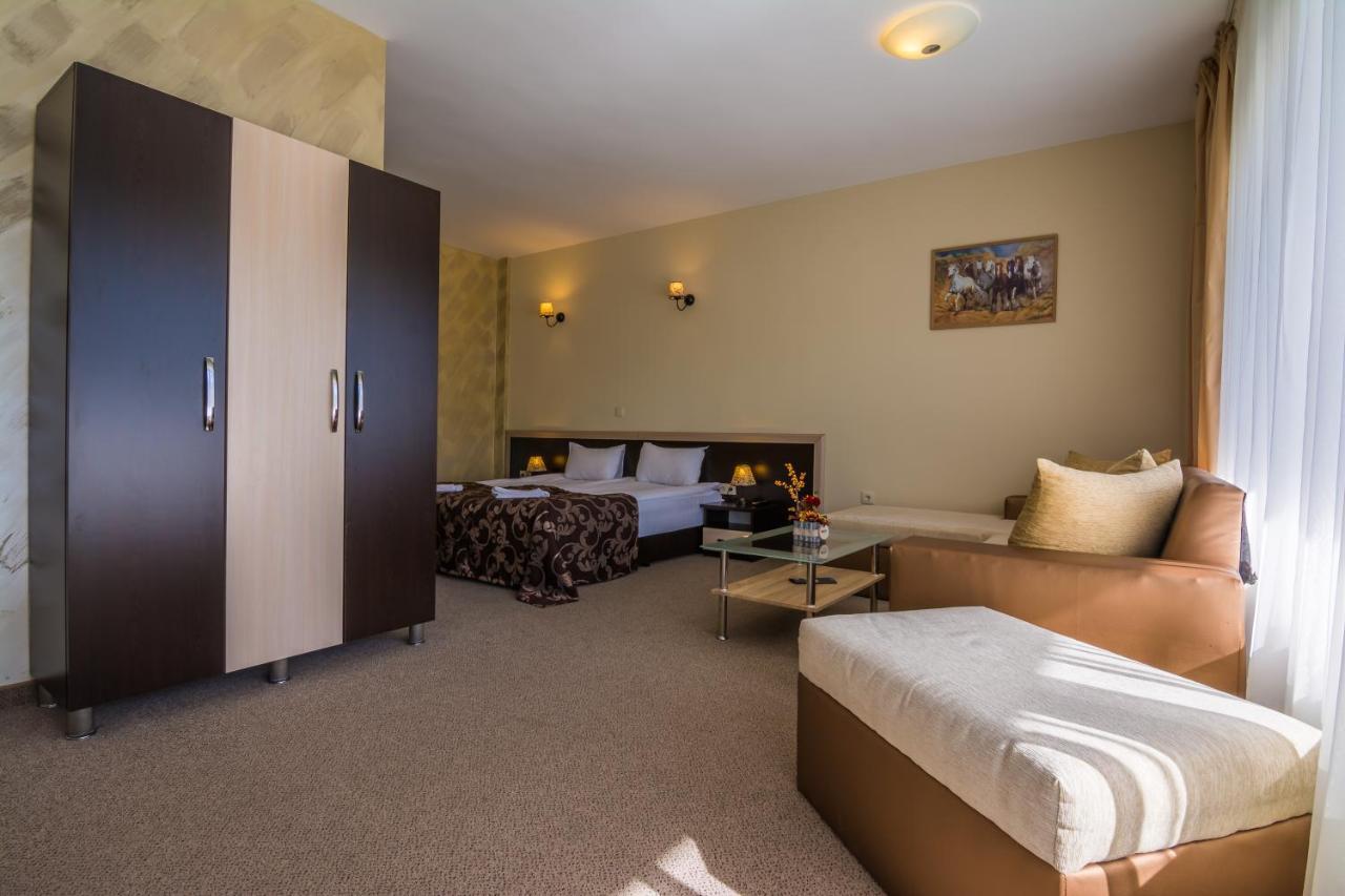 Hotel Royal Borovets Buitenkant foto