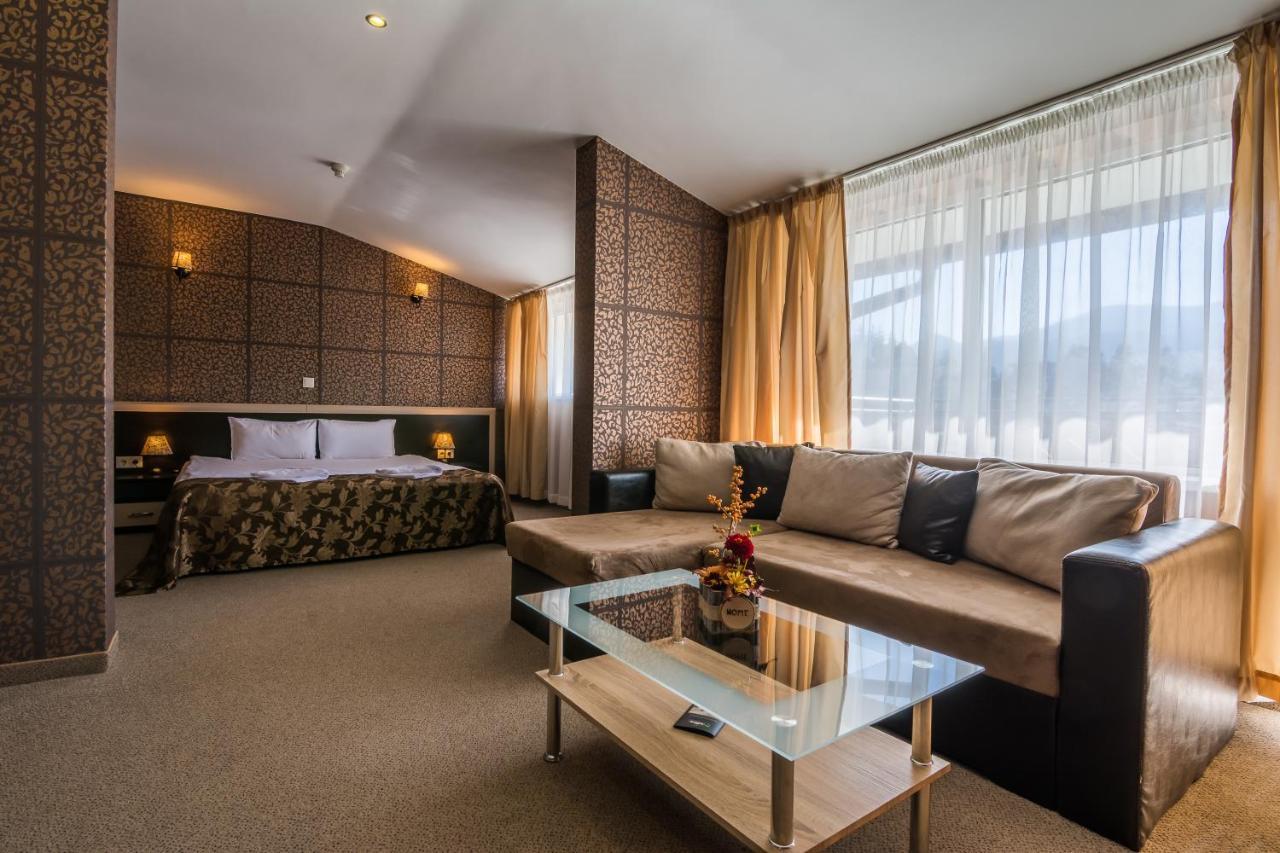 Hotel Royal Borovets Buitenkant foto